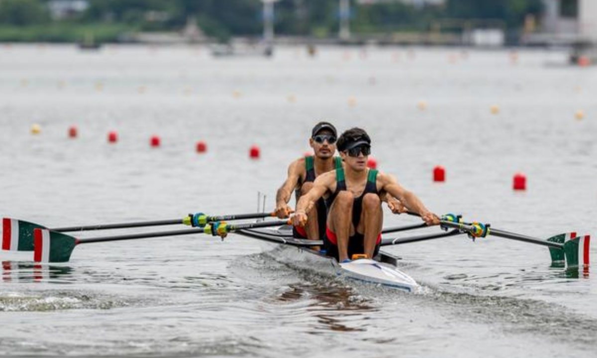 El equipo mexicano de Remo tuvo una buena actuación este domingo 28 de julio, al clasificarse al repechaje de su prueba, en París 2024.