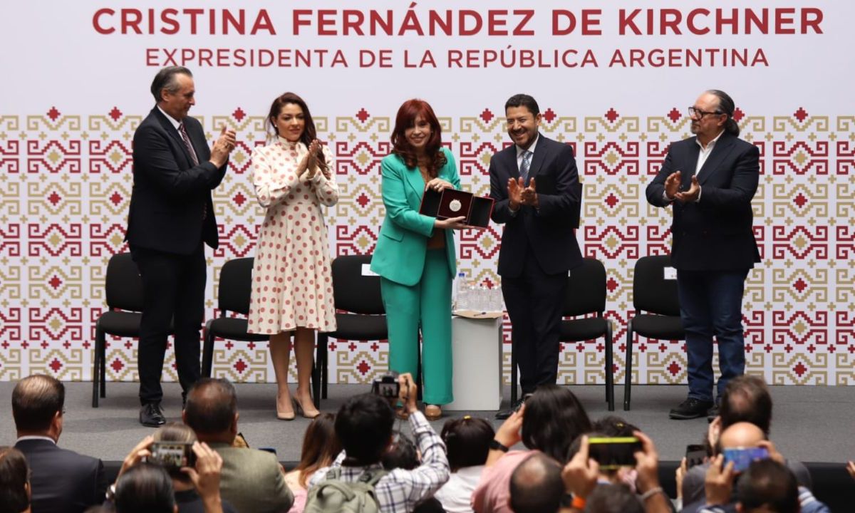 Gobierno de CDMX nombra huésped distinguida a expresidenta de Argentina, Cristina Kirchner