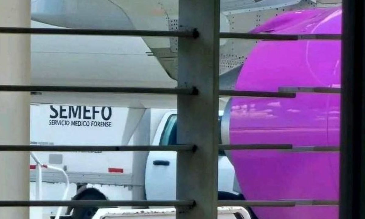 Encuentran un feto al interior del baño de un avión en el aeropuerto de Hermosillo