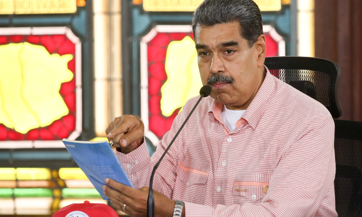 Maduro renueva su gabinete en medio de tensión política en Venezuela