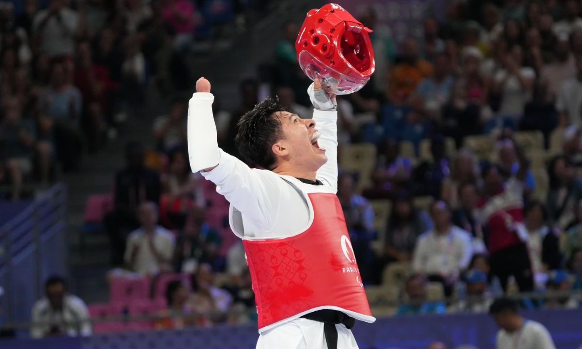 Luis Mario Nájera conquista la primera medalla de plata en el Para taekwondo mexicano