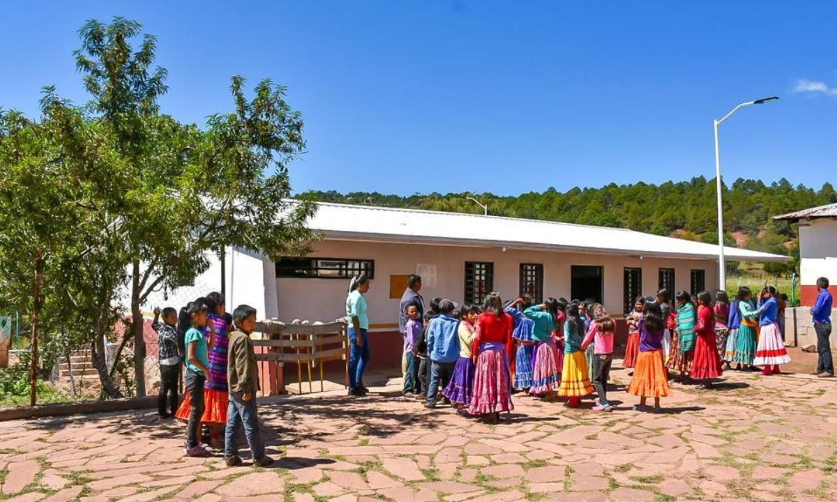 Regresan más de 80 mil niños y jóvenes indígenas a mil 390 Casas y Comedores del INPI