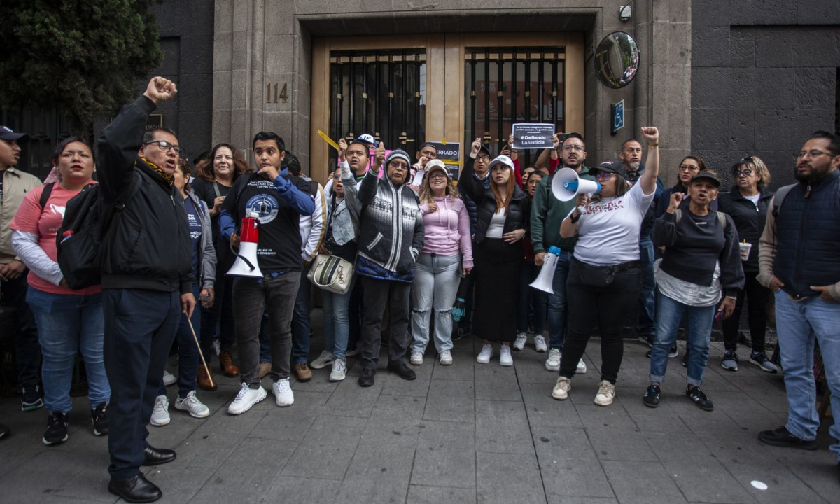 Trabajadores del Poder Judicial protestaron en las inmediaciones de la Suprema Corte de Justicia de la Nación (SCJN)