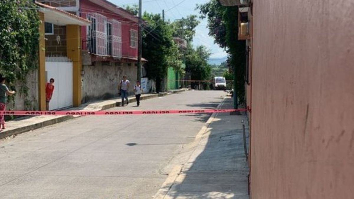 Atacan a tiros a dos mujeres en Temixco; una muere y la otra queda herida