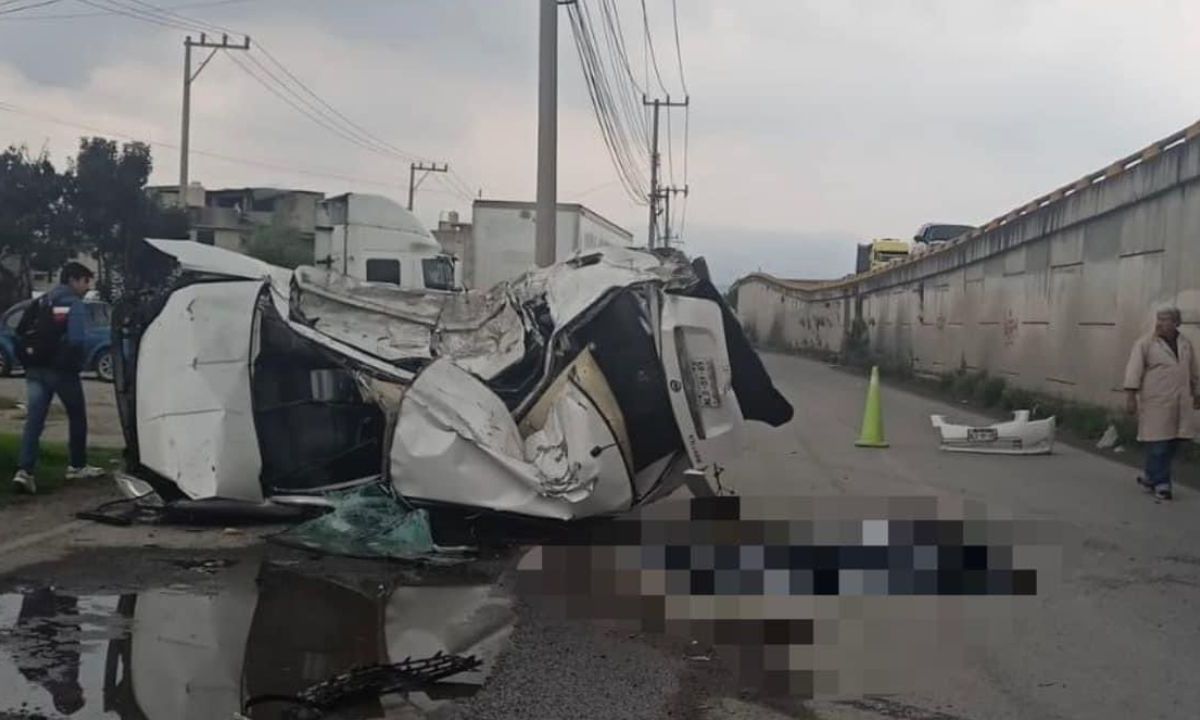 Muere conductor en puente vehicular de la carretera Toluca-Naucalpan; cayó tras ser impactado por una carambola