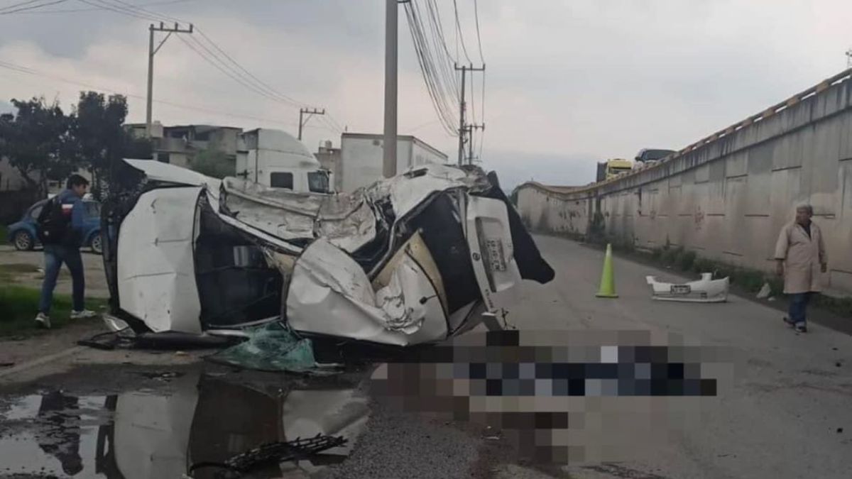 Muere conductor en puente vehicular de la carretera Toluca-Naucalpan; cayó tras ser impactado por una carambola