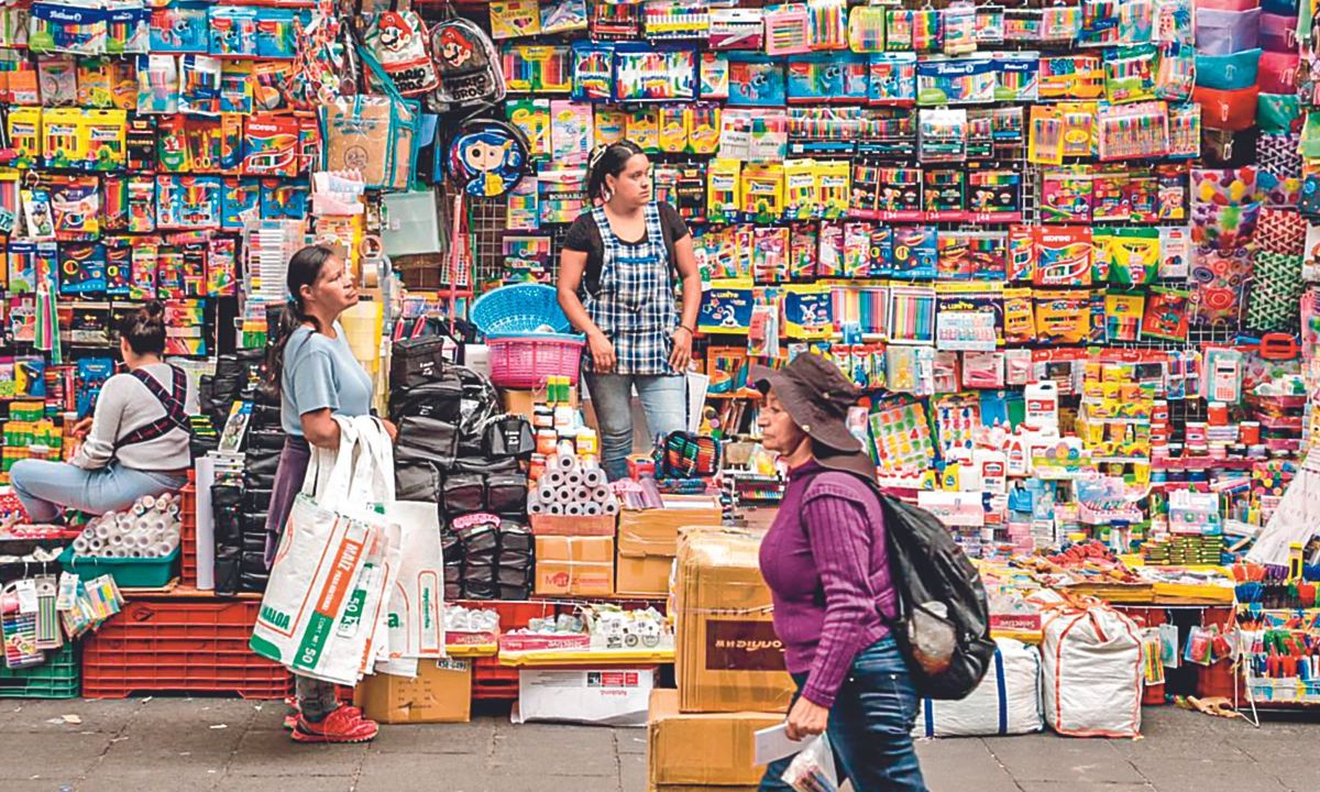 Volver a la escuela será toda una odisea para el bolsillo de los padres, ya que este año debido a la inflación y el encarecimiento de los productos