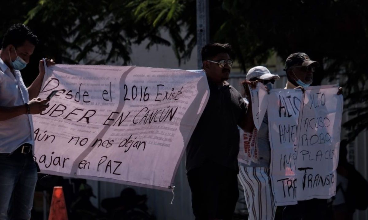 DEMANDA. Los choferes de esta aplicación llevan 6 años intentando operar en Cancún.