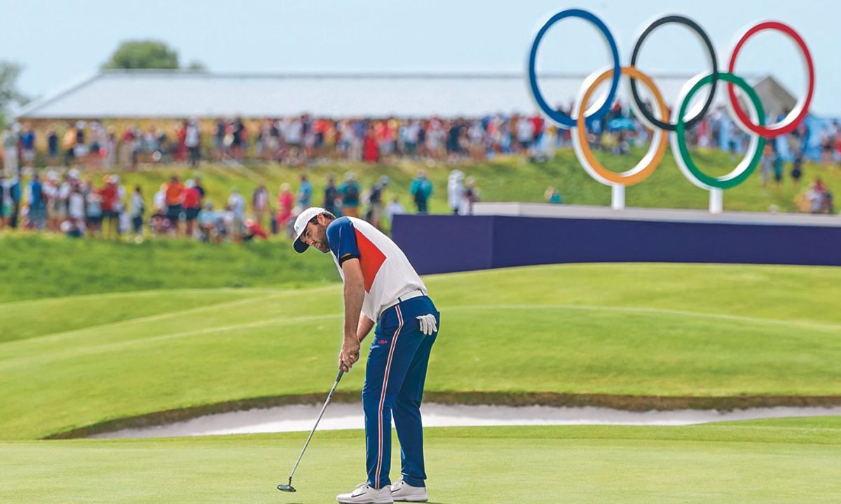 El golfista llegó a París como número 1 y lo demostró; la plata fue para el británico Tommy Fleetwood y el bronce del japonés Hideki Matsuyama