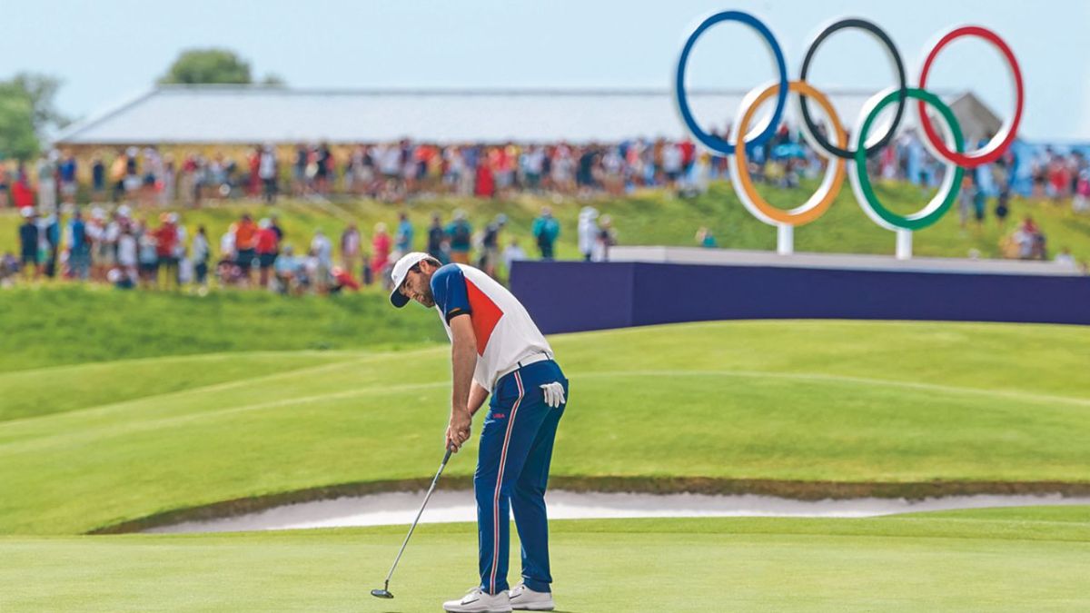 El golfista llegó a París como número 1 y lo demostró; la plata fue para el británico Tommy Fleetwood y el bronce del japonés Hideki Matsuyama