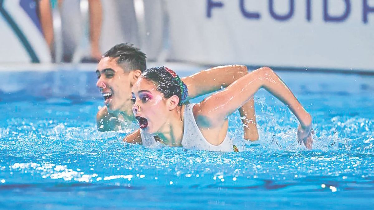 La dupla integrada por Diego Villalobos y Camila Argumedo conquistó el segundo lugar dentro del Campeonato Mundial Juvenil de Natación Artística realizado en Lima, Perú