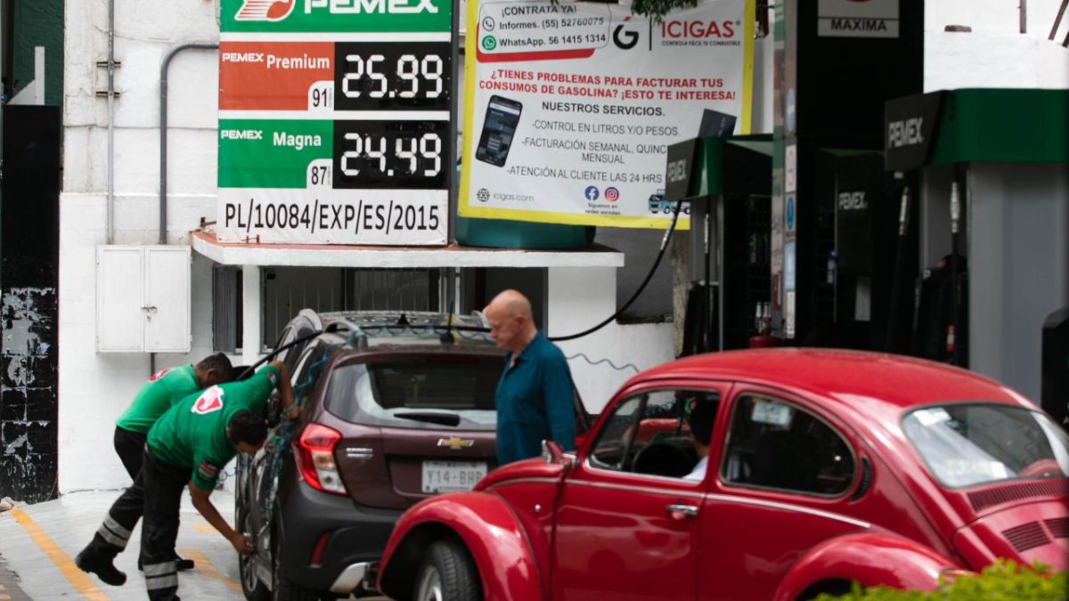 Durante los primeros siete meses del año la gasolina en México aumentó 7.55% al pasar de 21.59 pesos por litro hasta los 24.29 pesos en julio