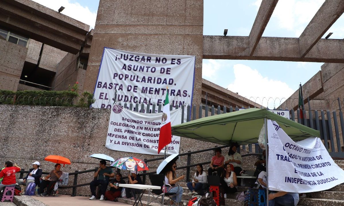 Protesta. El paro de labores por parte de los trabajadores del Poder Judicial continúa en defensa de su independencia y sus derechos laborales.