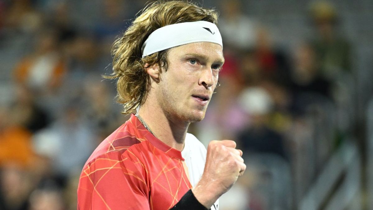 Tras definir el encuentro en poco más de una hora y 18 minutos, el ruso Andrey Rublev ingresó a la final del Abierto de Montreal con un triunfo ante el italiano Matteo Arnaldi