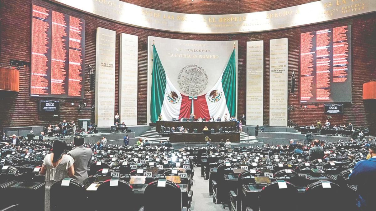 Morena pretende aprobar en septiembre otras 4 reformas del plan C