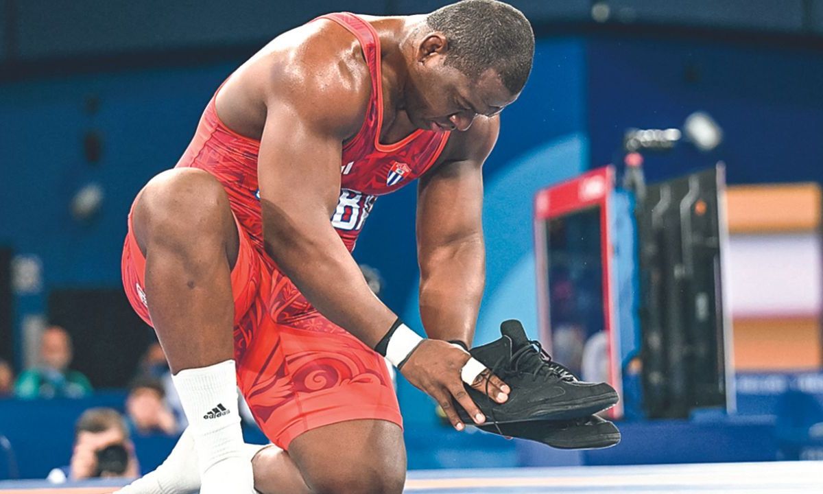 El luchador cubano Mijaín López aseguró un lugar en lo más alto con su quinta medalla de oro consecutiva en la misma prueba individual y con lo que significó su retiroEl luchador cubano Mijaín López aseguró un lugar en lo más alto con su quinta medalla de oro consecutiva en la misma prueba individual y con lo que significó su retiro