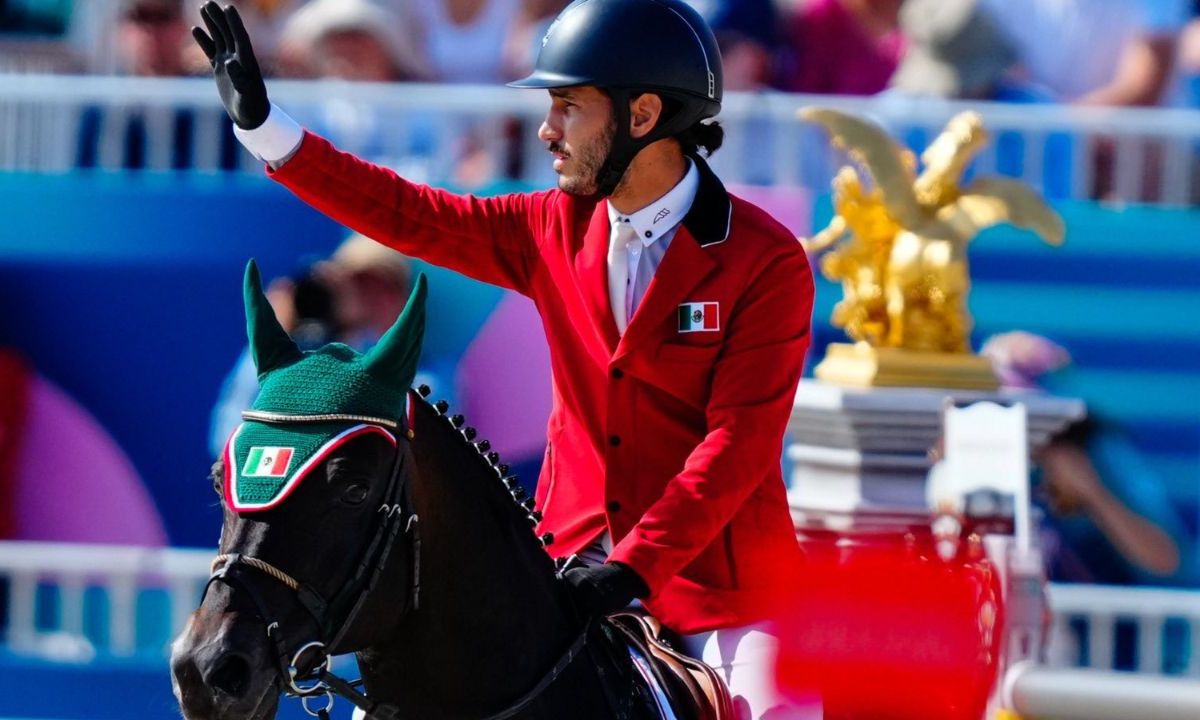 Eliminado en la final individual de salto ecuestre, Andrés Azcárraga concluyó su participación olímpica sin posibilidad de pelear medallas debido a la negligencia