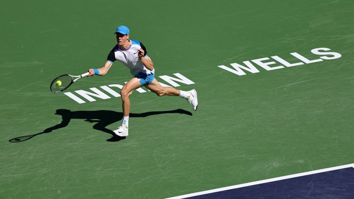 Sinner llegó en Indian Wells hasta semifinales y allí fue derrotado por su amigo español Carlos Alcaraz (1-6, 6-3, 6-2). Había sumado en el torneo estadounidense 400 puntos ATP, que le serán restados.