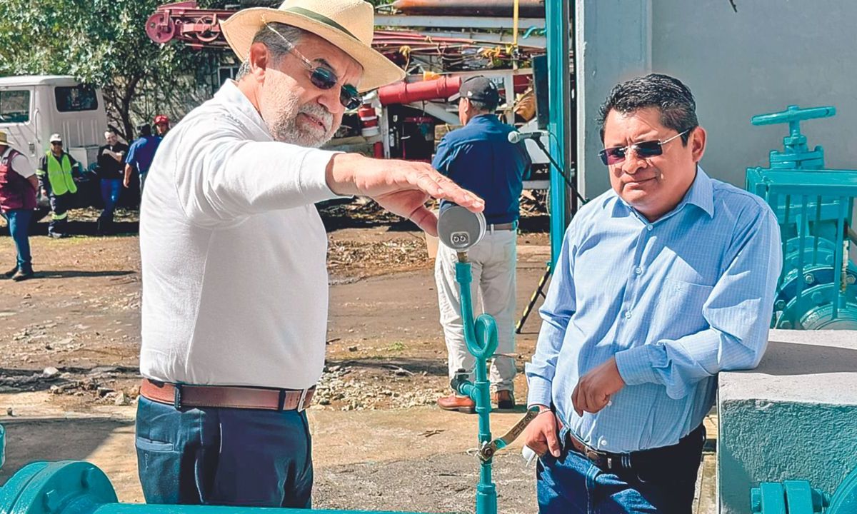 Tarea. Rafael Carmona, director general de Sacmex, dijo que una de las principales tareas de este Gobierno fue la política de reciclaje de agua. 