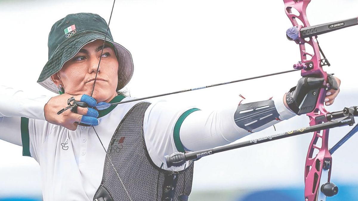 Alejandra Valencia cuenta con dos medallas en Juegos Olímpicos producto de los bronces logrados en Tokio 2020 en la prueba mixta y el también tercer sitio en París 2024 en equipos femeninos