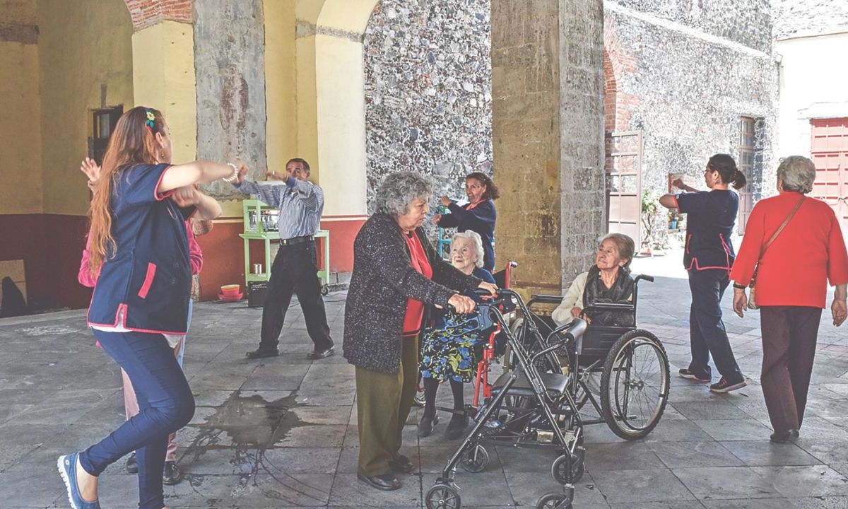 Vocación. La residencia no solo brinda servicio médico y acompañamiento, sino un ambiente recreativo para garantizar una mejor estadía a sus huéspedes.