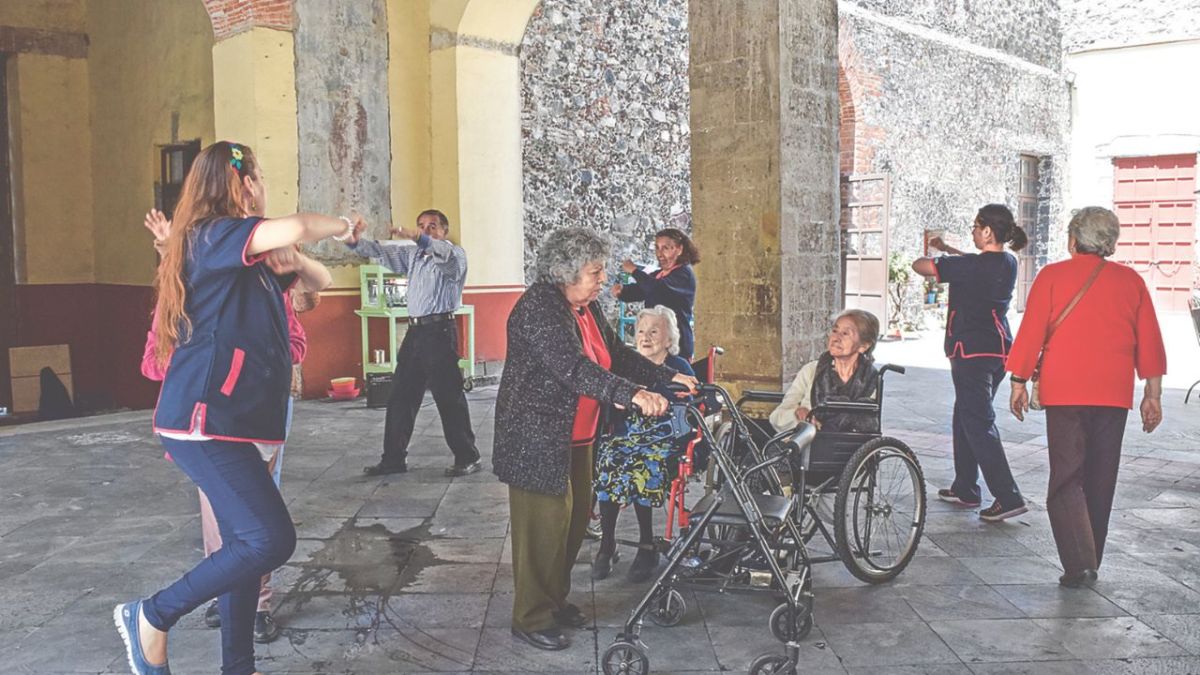 Vocación. La residencia no solo brinda servicio médico y acompañamiento, sino un ambiente recreativo para garantizar una mejor estadía a sus huéspedes.