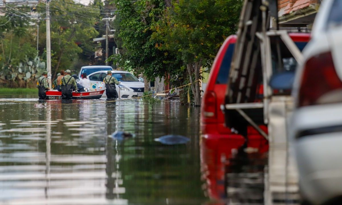 Se duplica el número de calles inundadas en Chalco por lluvias de hoy