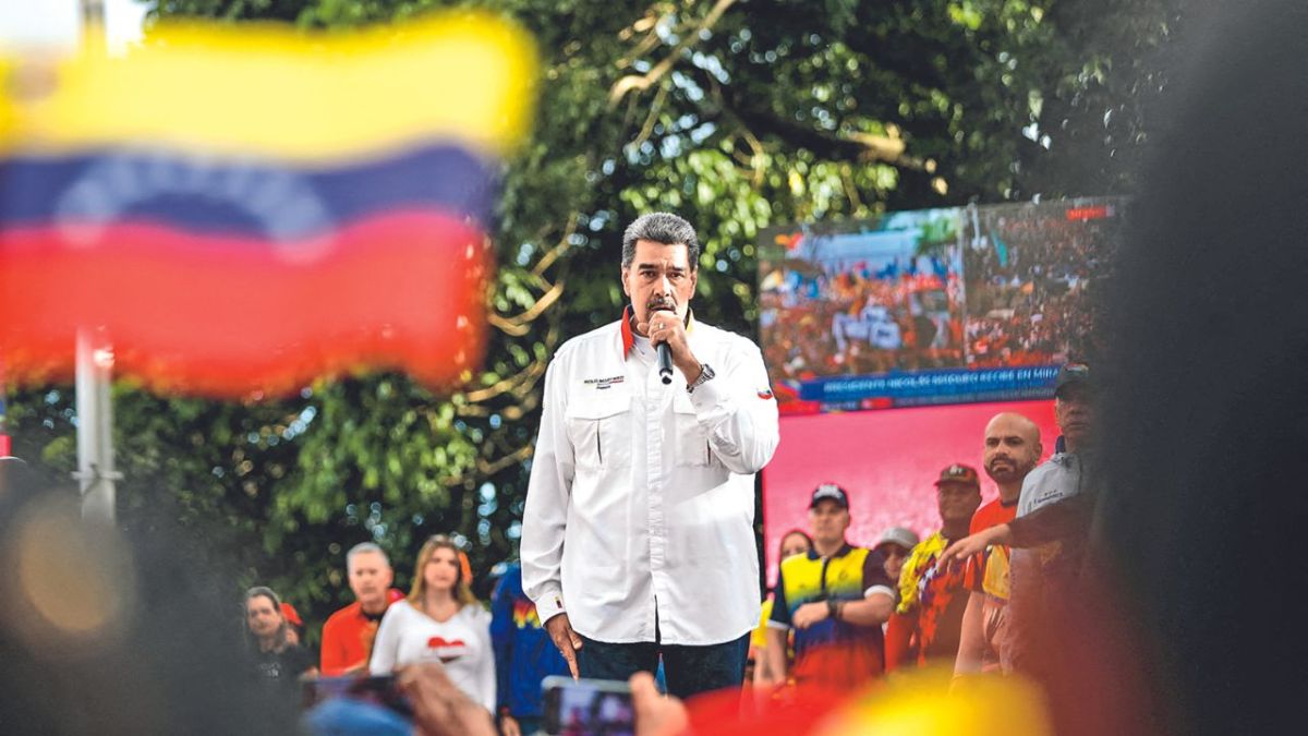 CONTROL SOCIAL. El uso de VeneApp para denunciar opositores marca una escalada preocupante en la represión tecnológica de Maduro.