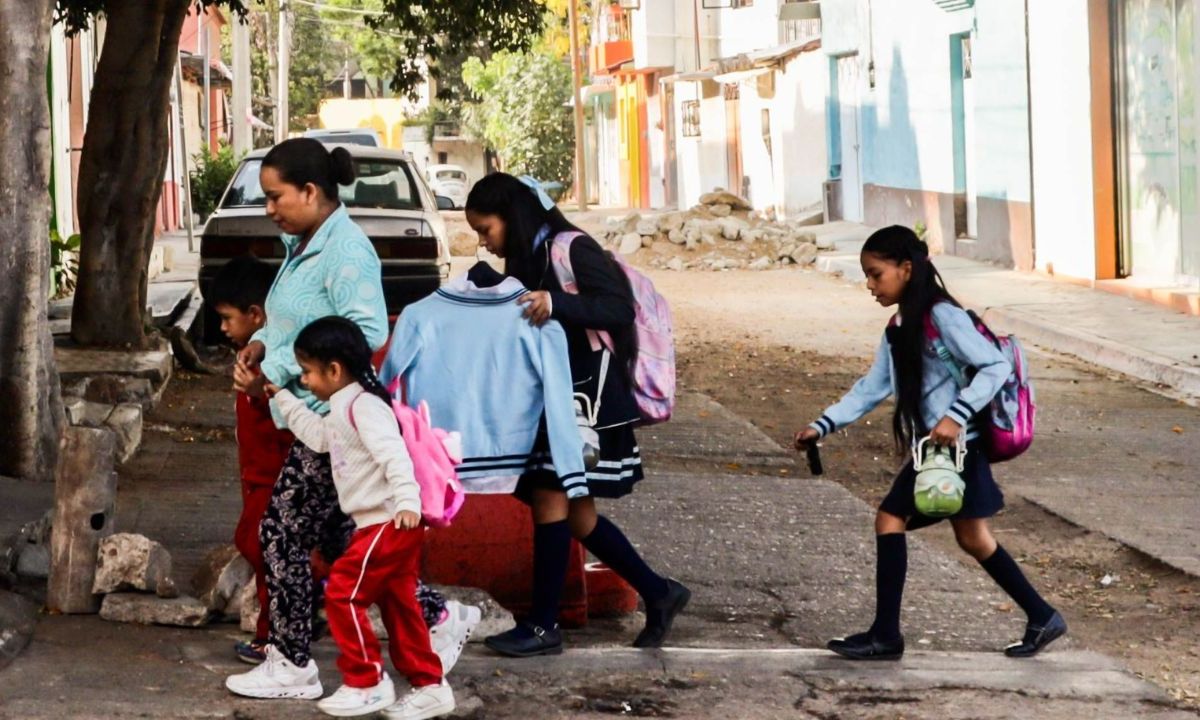 Ruta. La Iglesia compartió un decálogo de recomendaciones por el bien de la comunidad estudiantil.