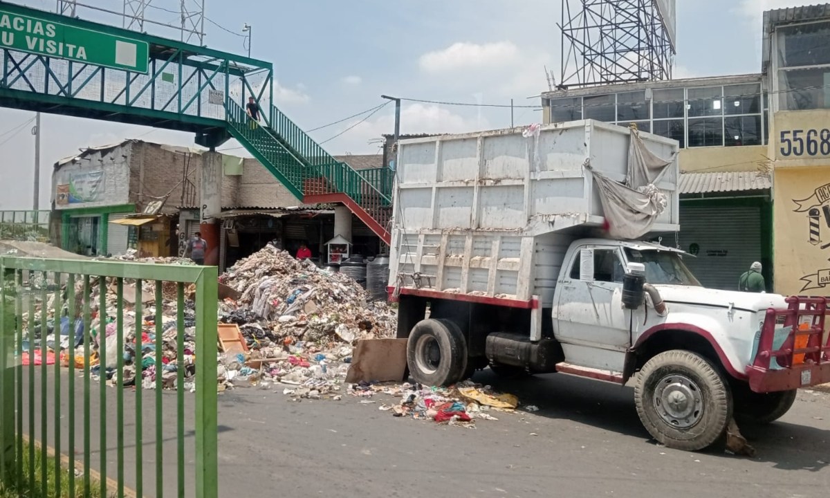 Foto: 24 horas/ Trabajadores recolectores de basura de Chimalhuacán y Nezahualcóyotl protestan contra extorciones