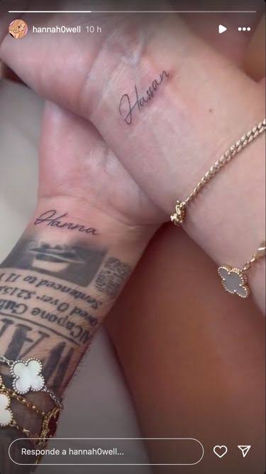 Foto: captura de pantalla/ Peso Plumavy su novia con sus nombres tatuados