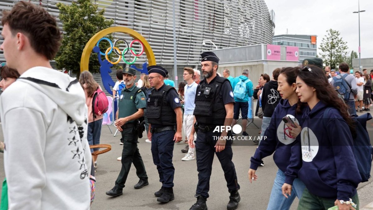 Hasta 25 mil policías y gendarmes serán movilizados para garantizar la seguridad durante los Juegos Paralímpicos de París 2024