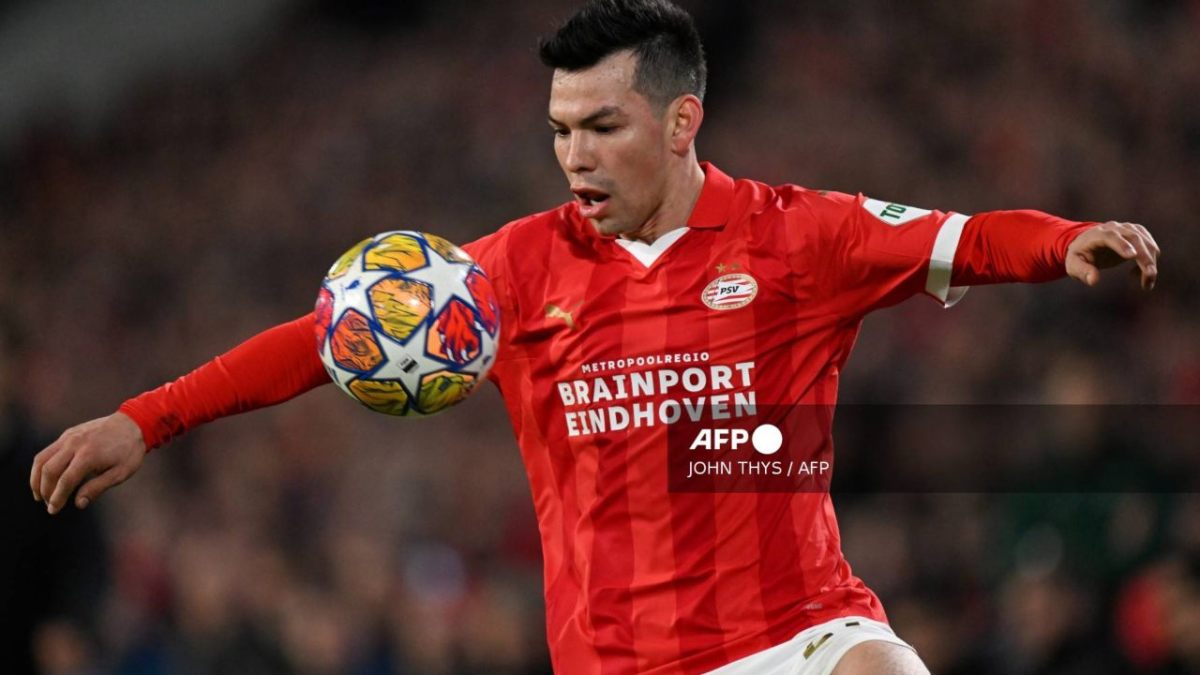 Hirving "Chucky" Lozano colaboró con una anotación y una asistencia en la victoria por goleada 7-1 del PSV Eindhoven ante el Almere