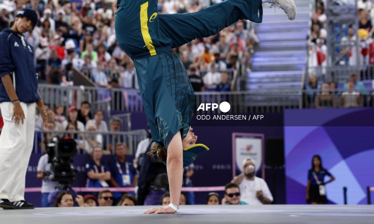 "Raygun", bailarina de breakdance de Australia, denunció la "devastadora" campaña de odio en su contra luego de su actuación en París 2024.