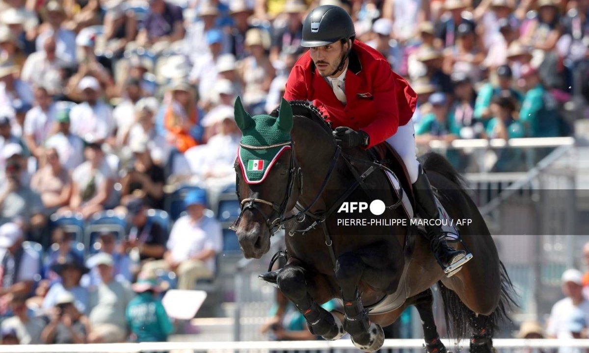 El mexicano Andrés Azcárraga, junto con su caballo Contendros 2, clasificó a la final de Salto ecuestre en los Juegos Olímpicos de París 2024.