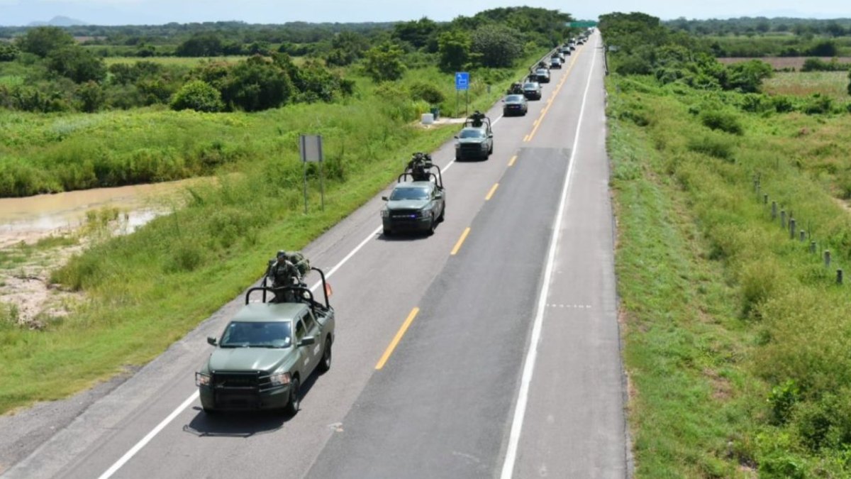 La Secretaría de la Defensa Nacional informó que este sábado 21 de septiembre arribaron 600 elementos del Ejército Mexicano a Sinaloa.