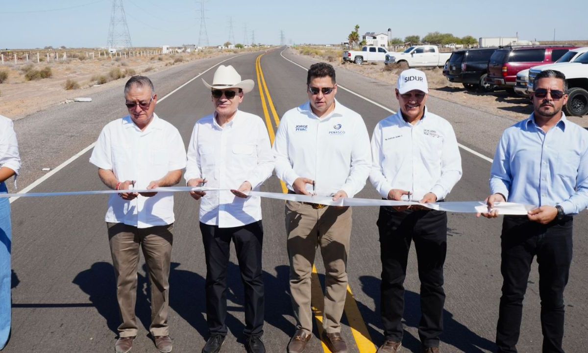 La rehabilitación de la carretera de Puerto Peñasco forma parte de las más de 100 acciones que se realizan en 19 municipios con el crédito de 2 mil 100 millones de pesos solicitado en 2023