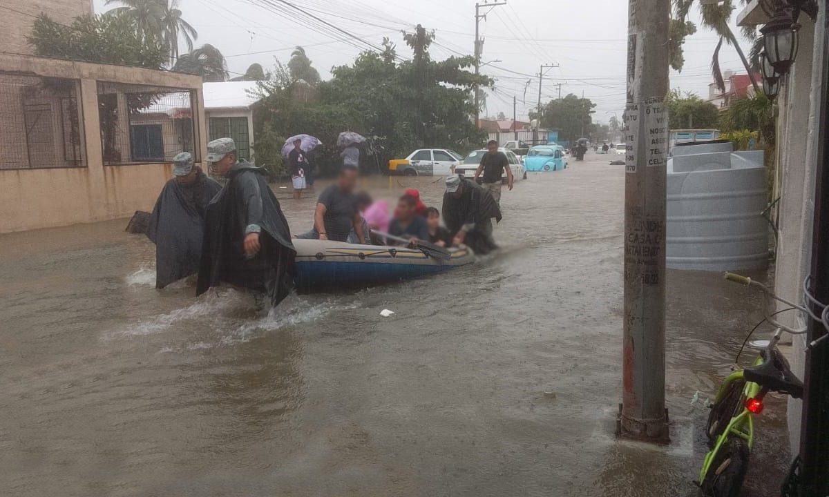 AMLO destacó que continúan las labores de rescate en Guerrero; asimismo, confirmó el fallecimiento de ocho personas tras el paso de 'John'.