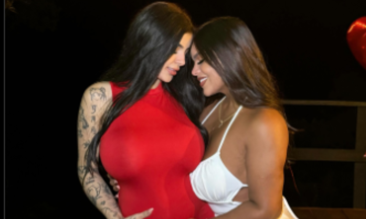 Karely Y gracie Bon esperan a su "nuevo bebe"