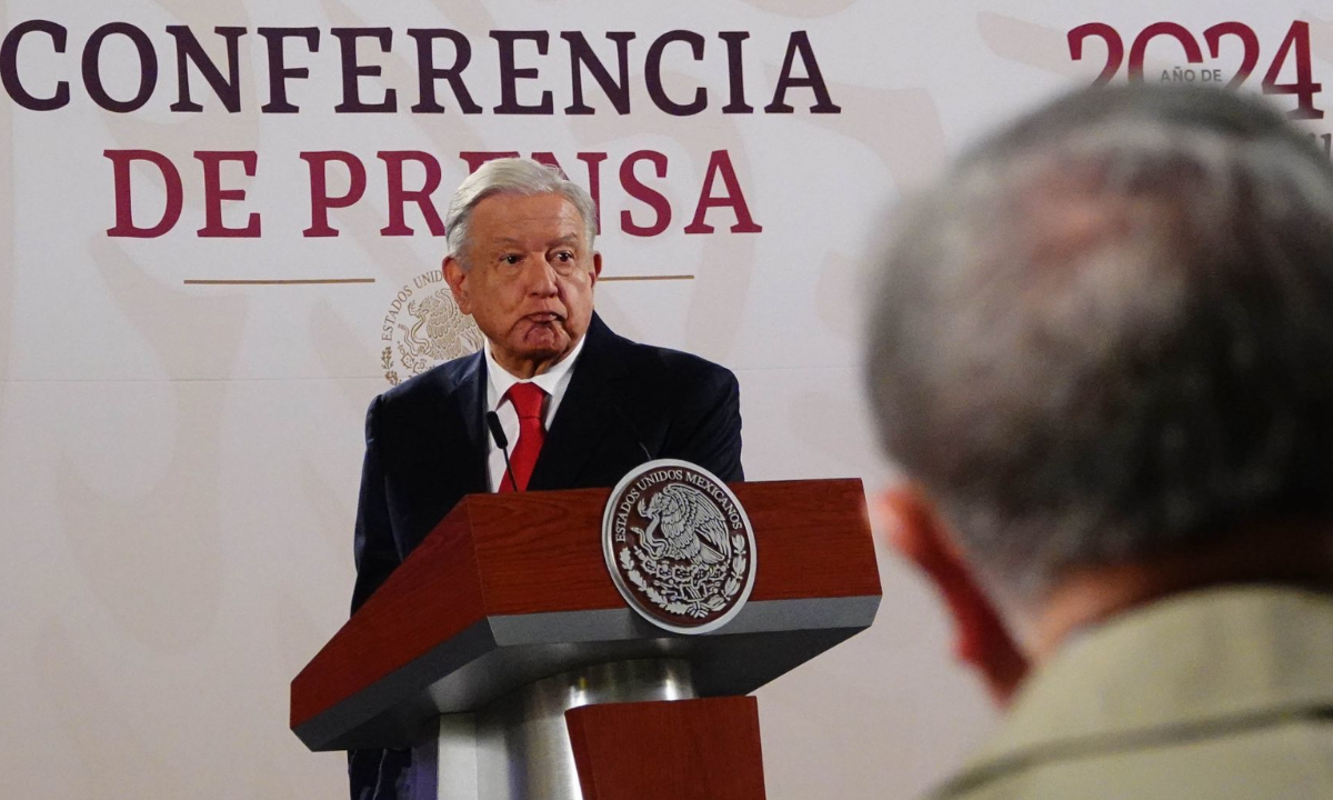 AMLO propone a Sheinbaum