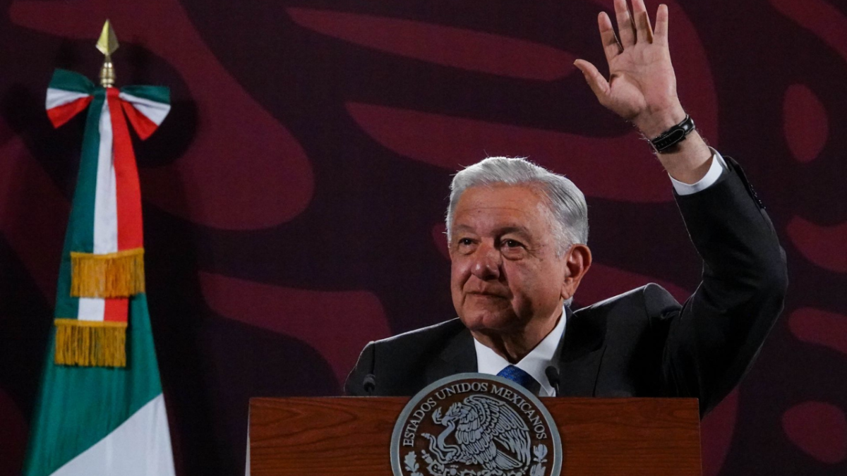 AMLO le pide a morena no caer en corrupcion ni traicionar al pueblo