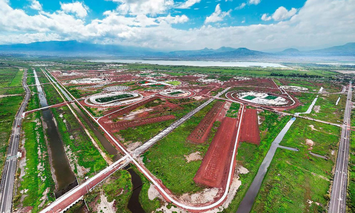 Toma aerea del lago de texcoco