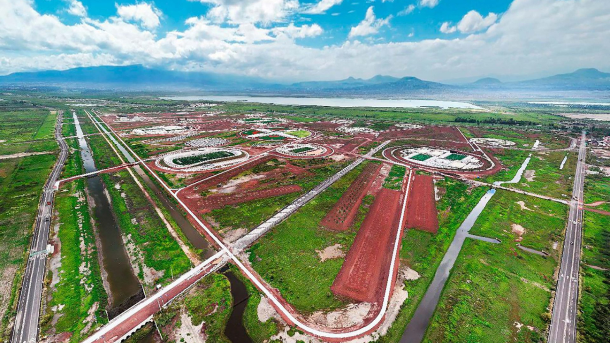 Toma aerea del lago de texcoco