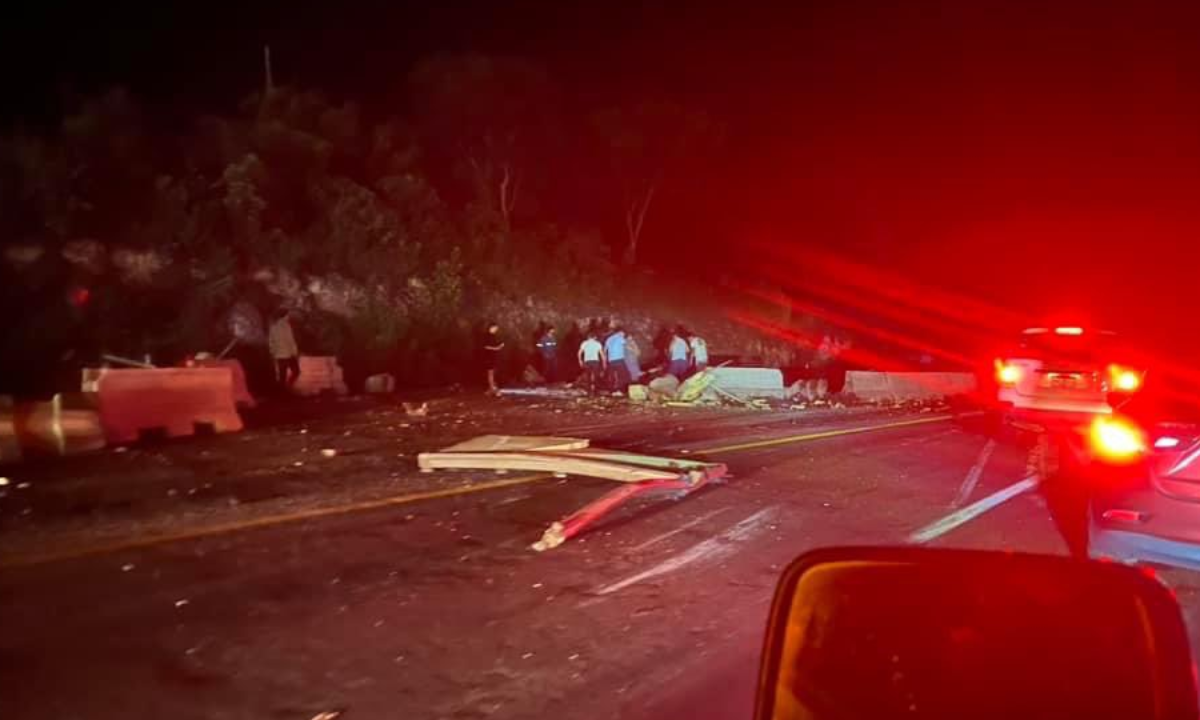 Accidente en la autopista Guadalajara-Colima, en el municipio de Sayula, Jalisco.