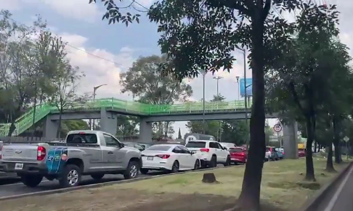 Por choque se registra denso tráfico en Río San Joaquín