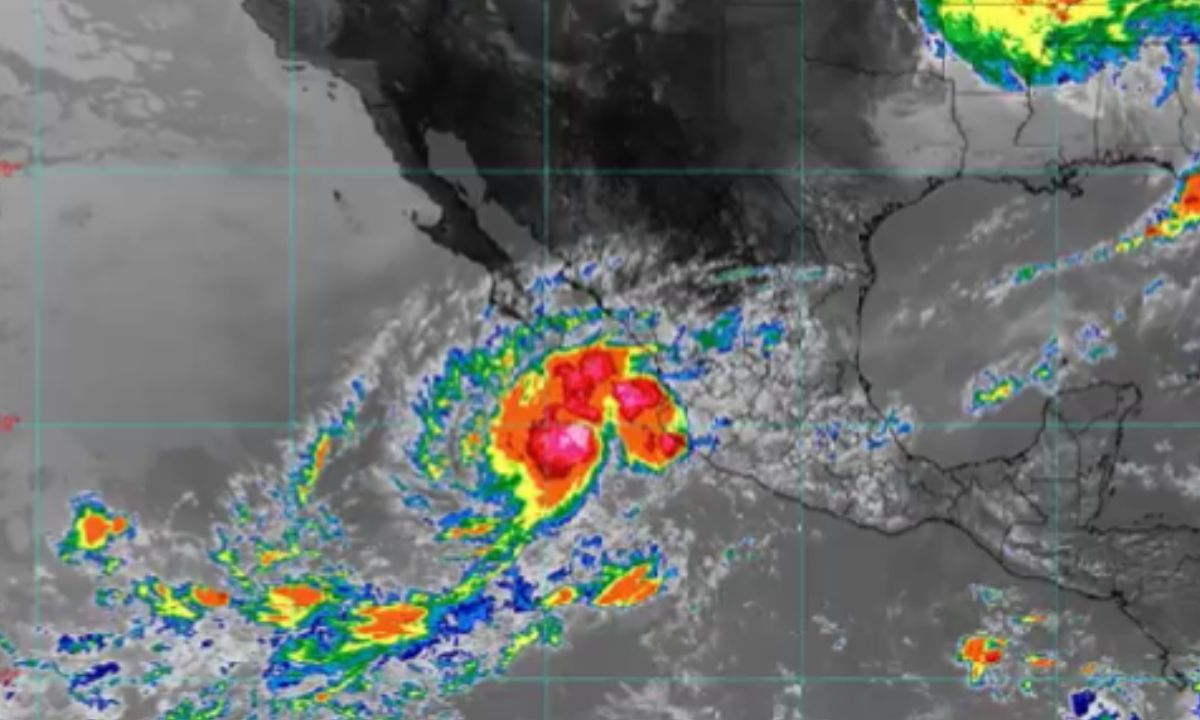 Se forma tormenta tropical Iliana en el Pacífico, podría tocar Cabo San Lucas