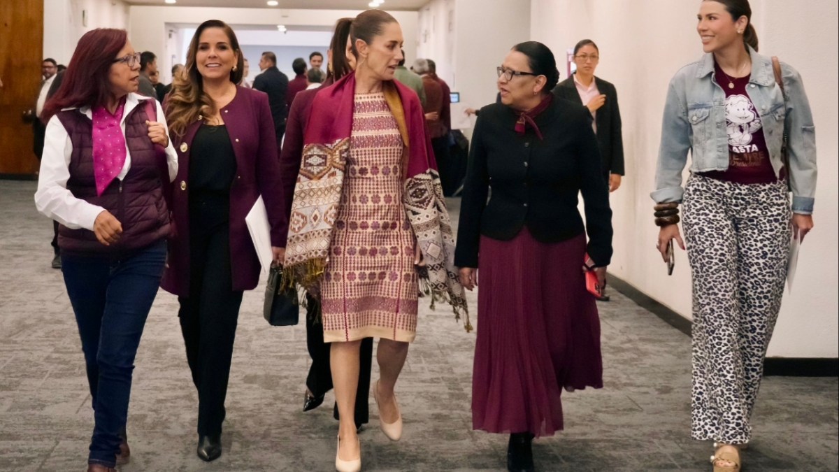 Foto: X@rosaicela_/ Rosa Icela Rodríguez en el VII Congreso Extraordinario del Movimiento de Regeneración Nacional (Morena) en el World Trade Center. 