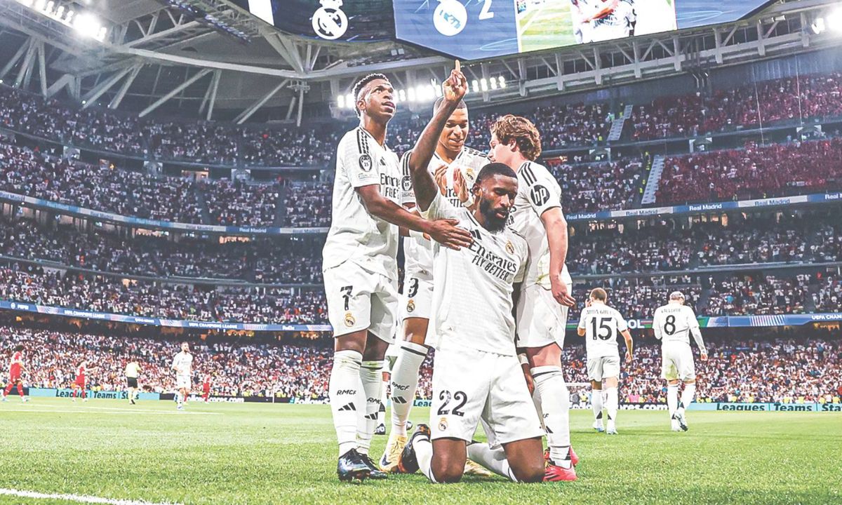 Real Madrid tuvo una contundente presentación en la Champions League con una victoria de 3-1 sobre el conjunto alemán en el Santiago Bernabéu