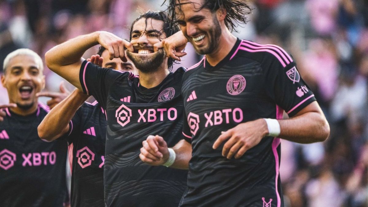 A dos años de su partida para competir en un inicio en la MLS, Rodolfo Pizarro fue confirmado como nuevo elemento del Mazatlán