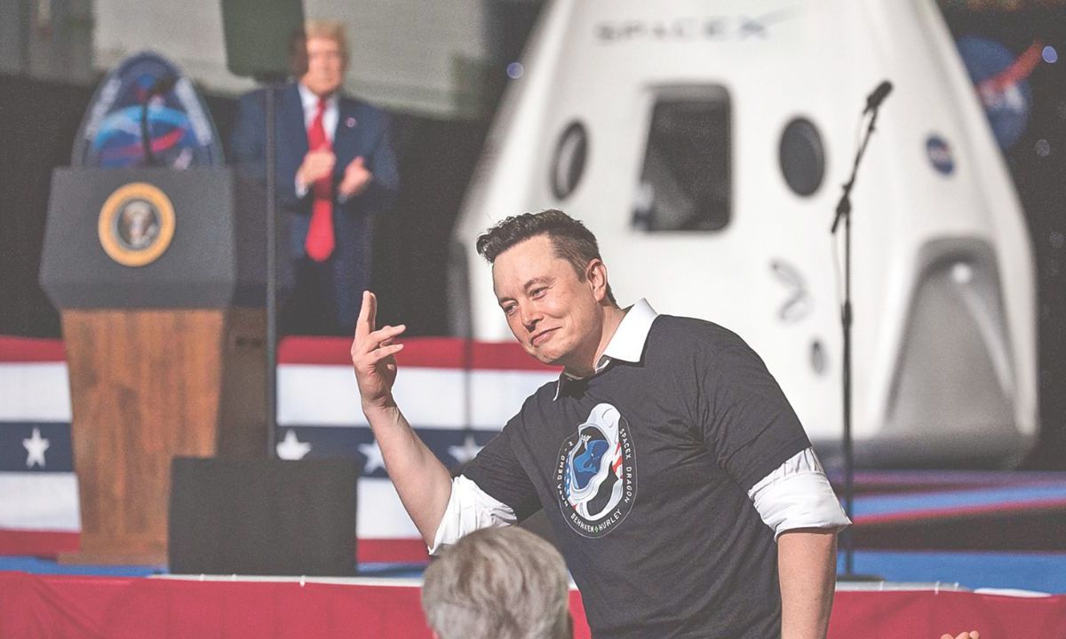 Donald Trump anunció que, de ganar las elecciones, encomendará a Elon Musk, dueño de Tesla y la red social X, una reforma integral de la administración pública. 